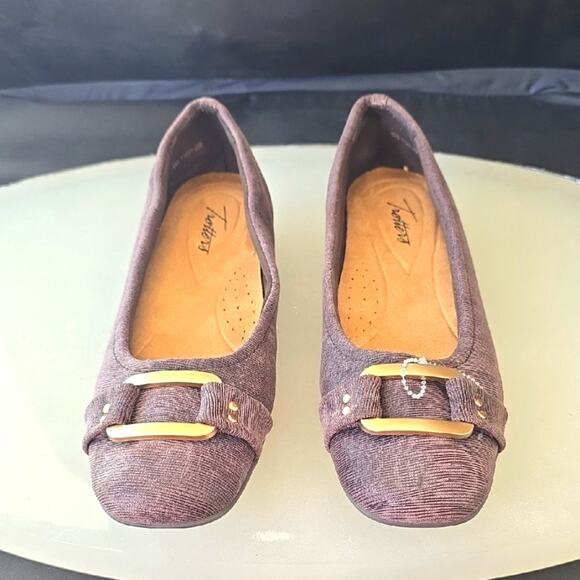Trotters Sizzle Ballet Flats Brown Lady 9-SS  Flats / Gold Accents Toe Box Nwob - Picture 2 of 16